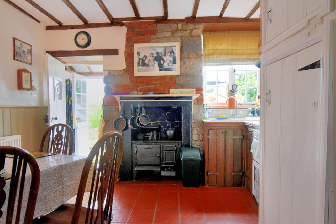 ליים ריג'יס Lavender Cottage מראה חיצוני תמונה